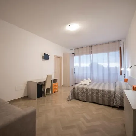 Pensjonat San Sisto - City Center - La Montagnola Affittacamere 3*