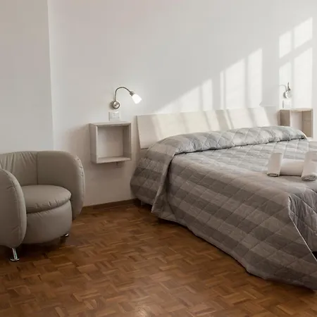 Guest house San Sisto - City Center - La Montagnola Affittacamere